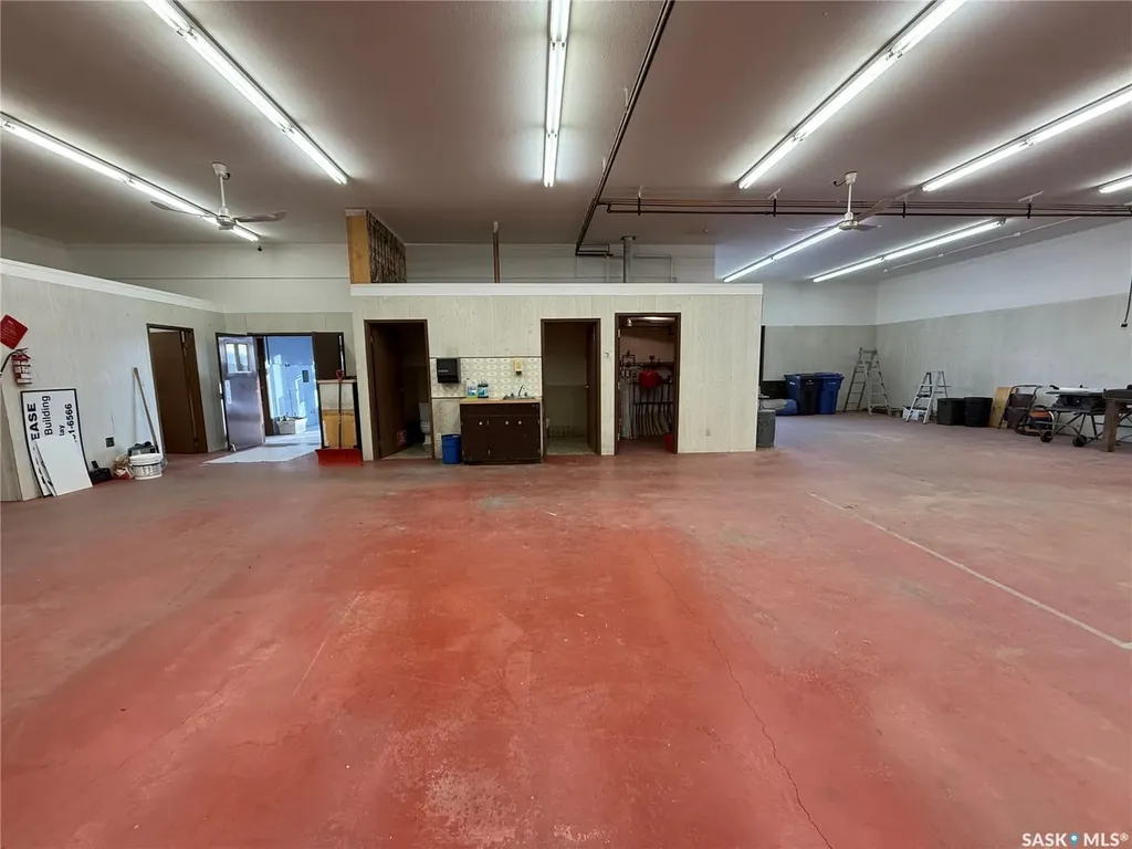 11152 8th Avenue North Battleford SK S9A 3X9