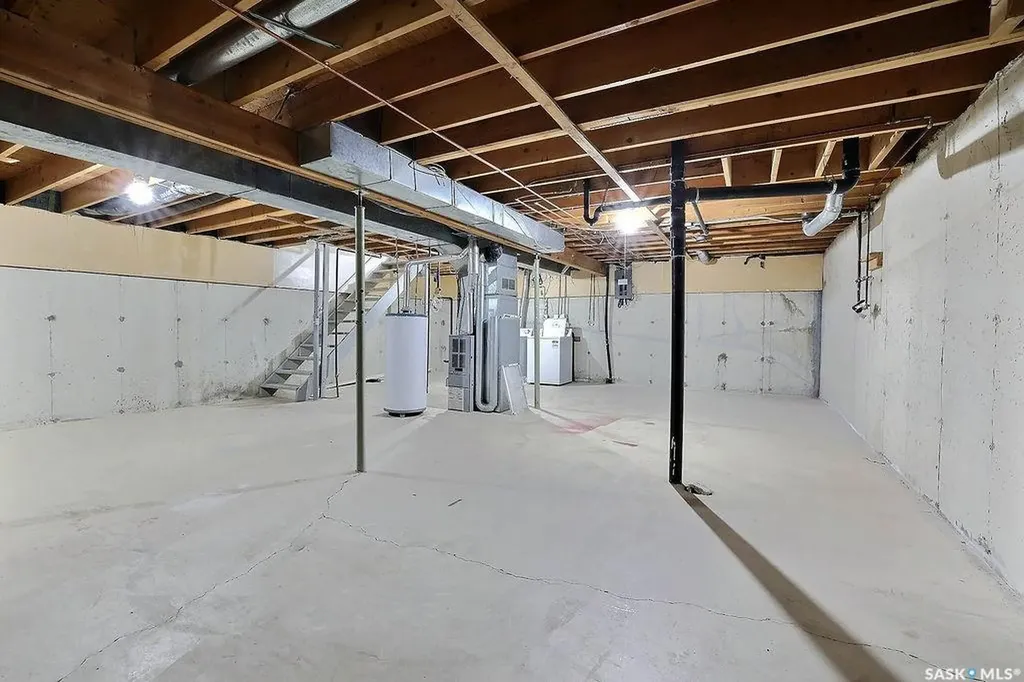 31 Mackenzie Way Regina SK S4N 5M7