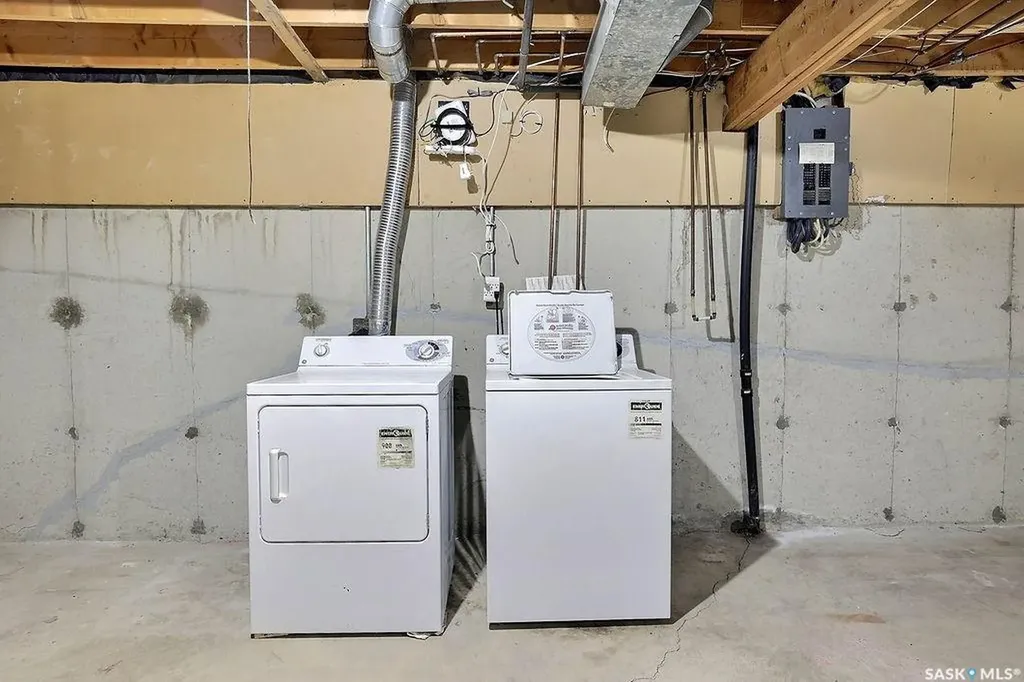 31 Mackenzie Way Regina SK S4N 5M7