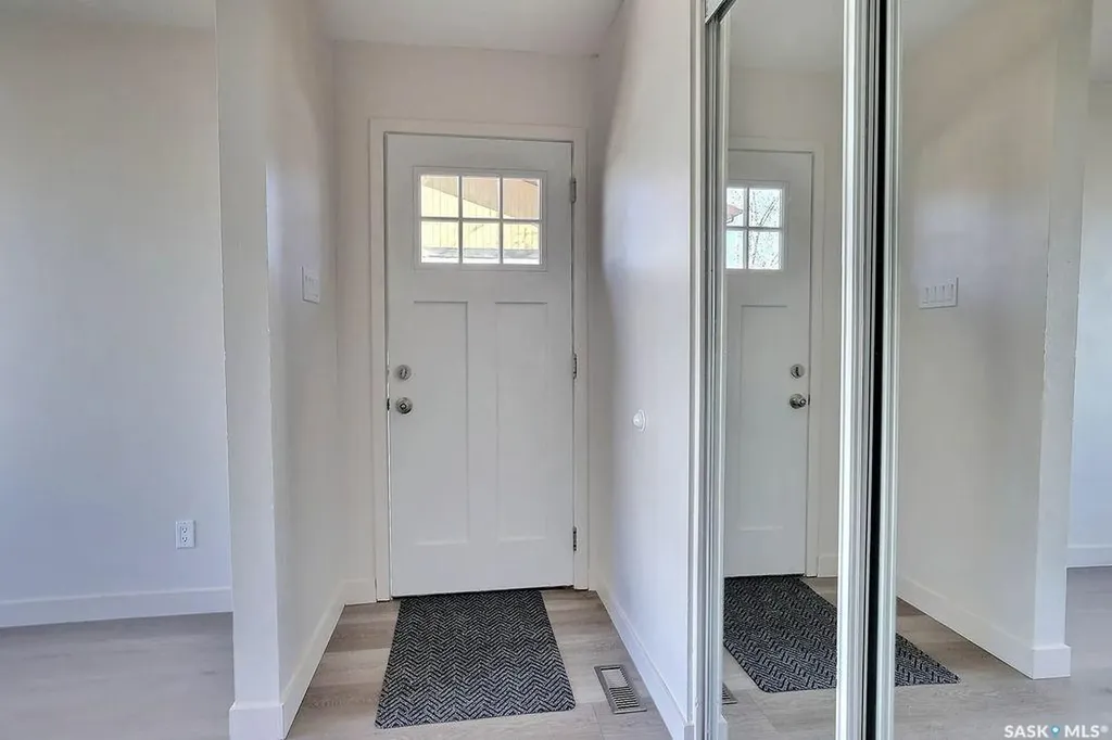 31 Mackenzie Way Regina SK S4N 5M7