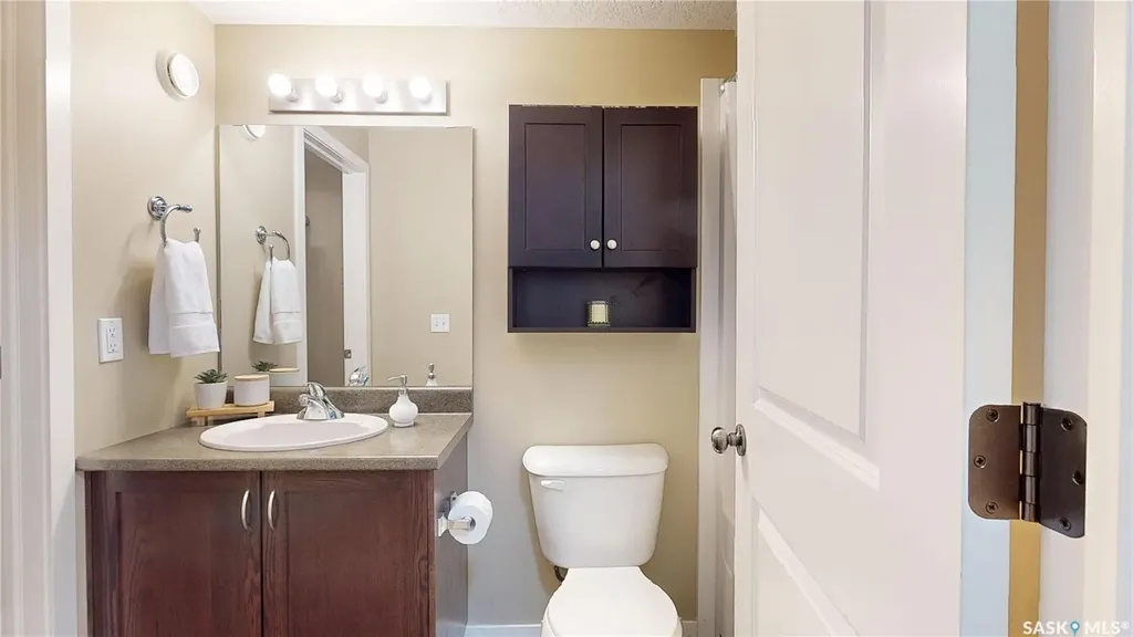 5545 Blake Crescent Regina SK S4X 0J1