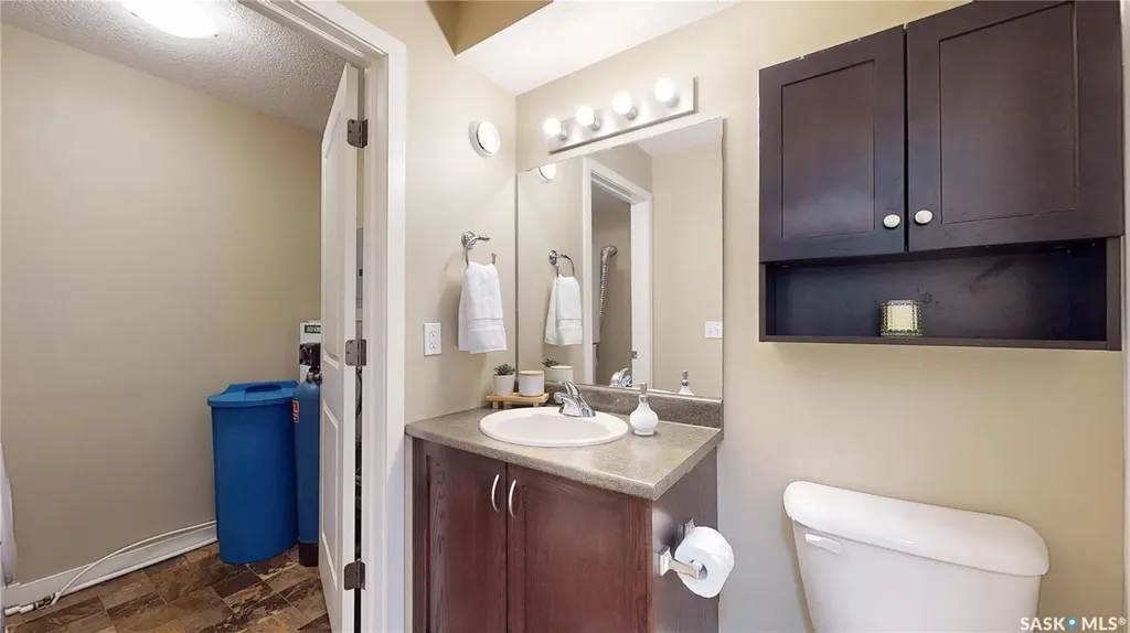 5545 Blake Crescent Regina SK S4X 0J1