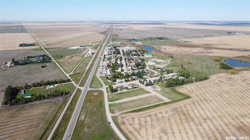 202 4th Street E Odessa SK S0G 3S0