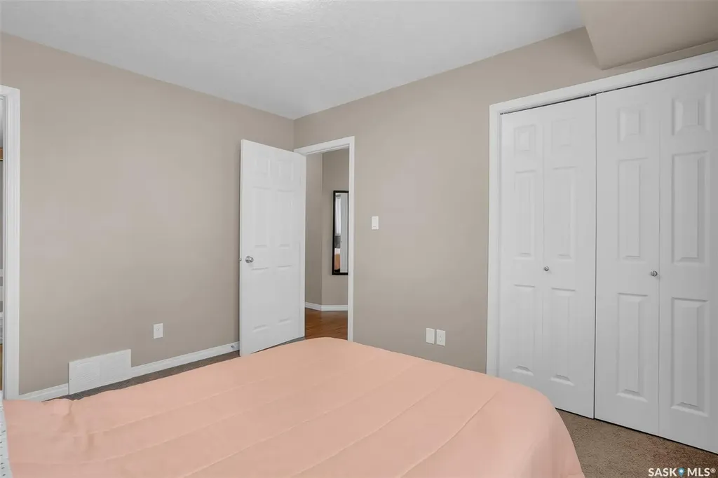 125 Willis Crescent Saskatoon SK S7T 0T1