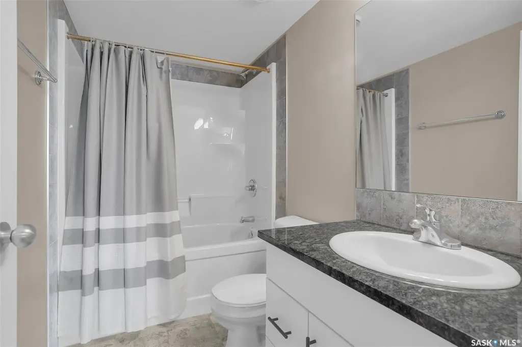 125 Willis Crescent Saskatoon SK S7T 0T1