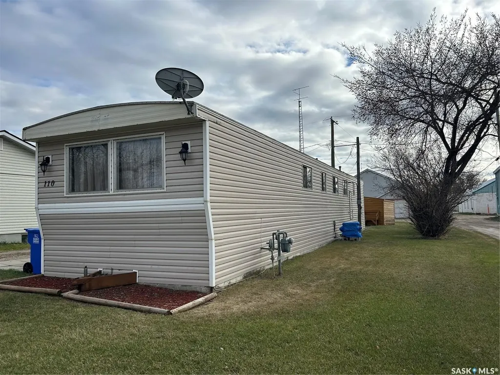 110 4th Street Alameda SK S0C 0A0
