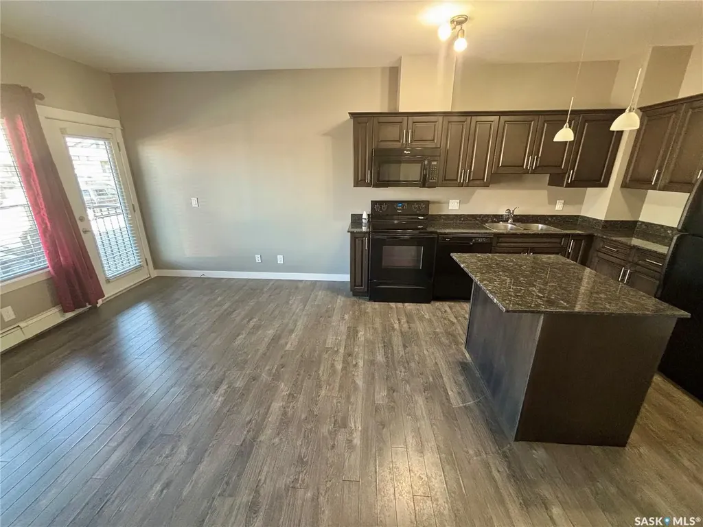 706 Hart Road Saskatoon SK S7M 4L5
