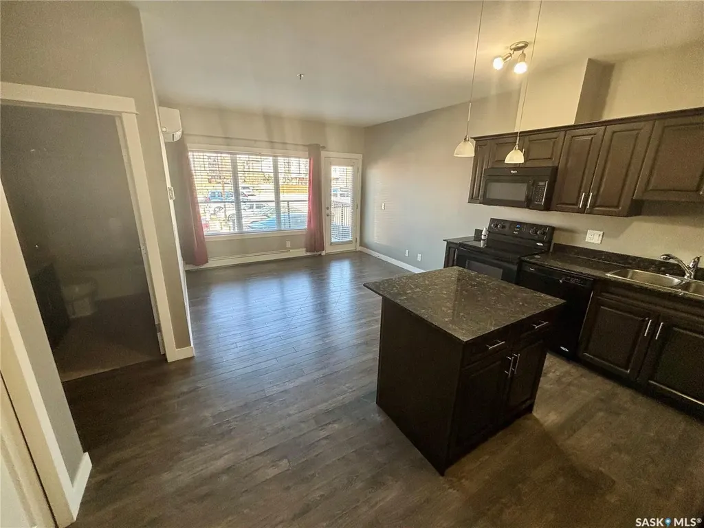 706 Hart Road Saskatoon SK S7M 4L5