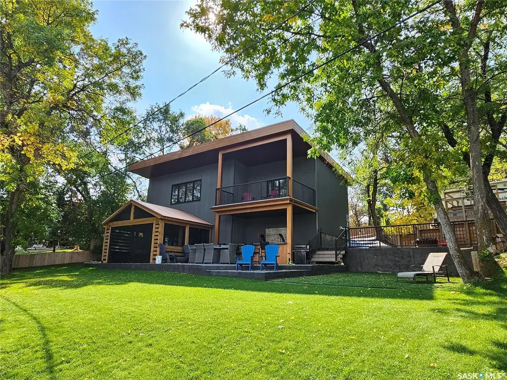 1202 Tatanka Drive Sun Valley SK S0H 4C0
