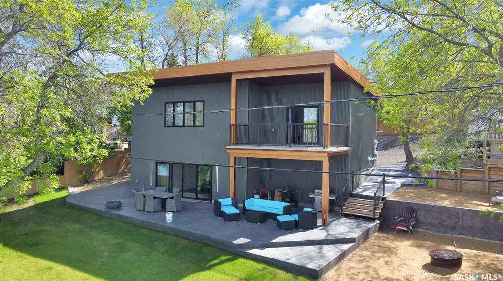 1202 Tatanka Drive Sun Valley SK S0H 4C0