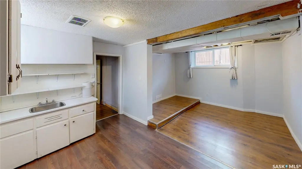 1330 Alexandra Street Regina SK S4T 4N7