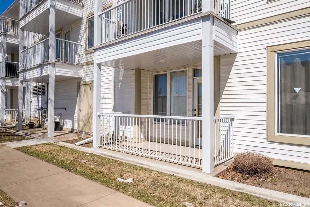 305 34th Street W Prince Albert SK S6V 8B8