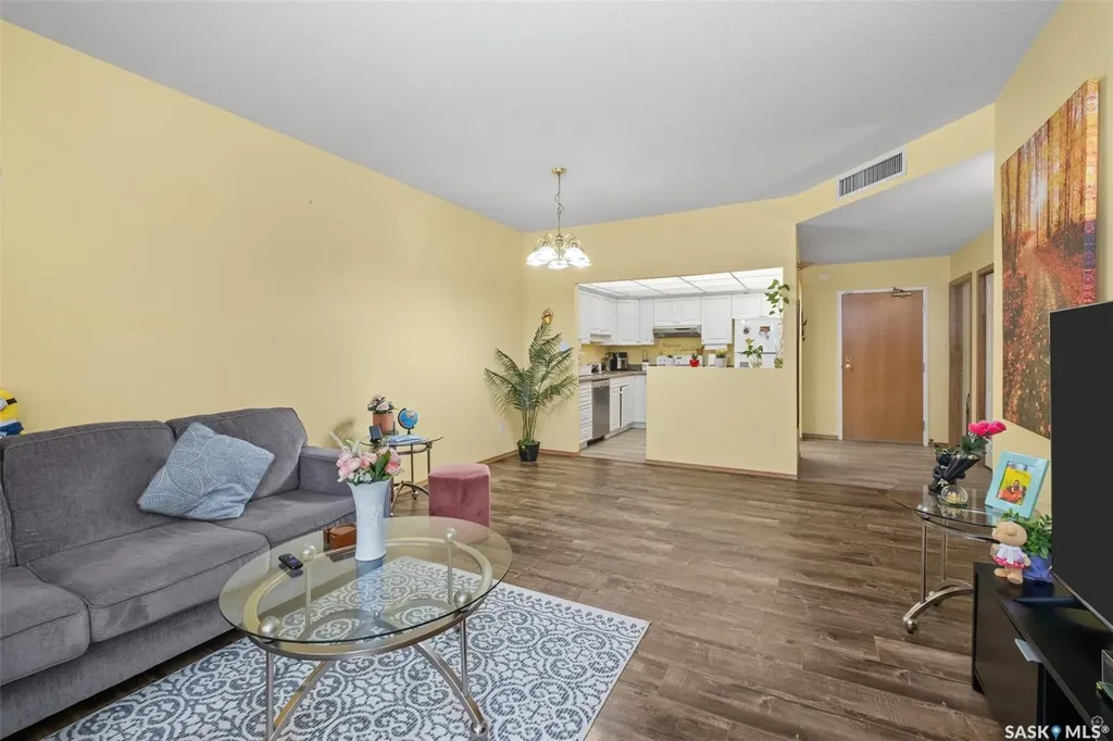 305 34th Street W Prince Albert SK S6V 8B8