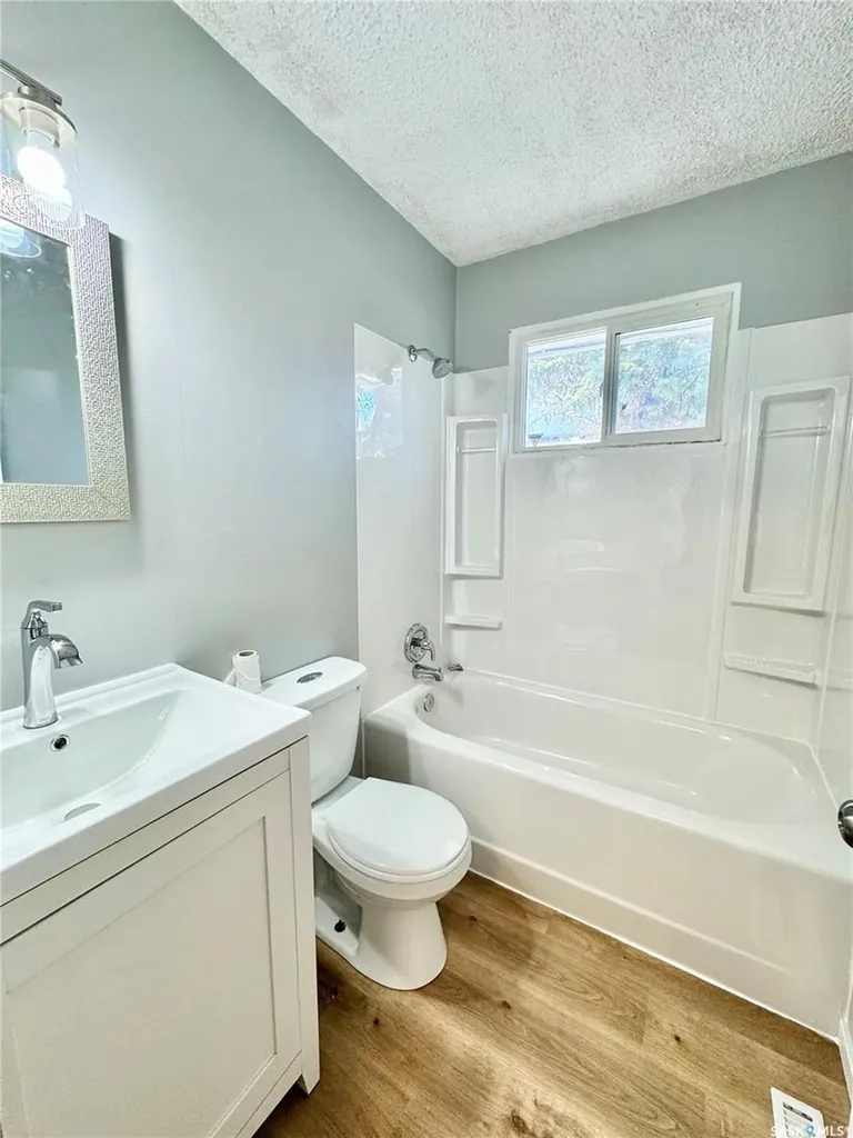 624 7th Street E Prince Albert SK S6V 0S8