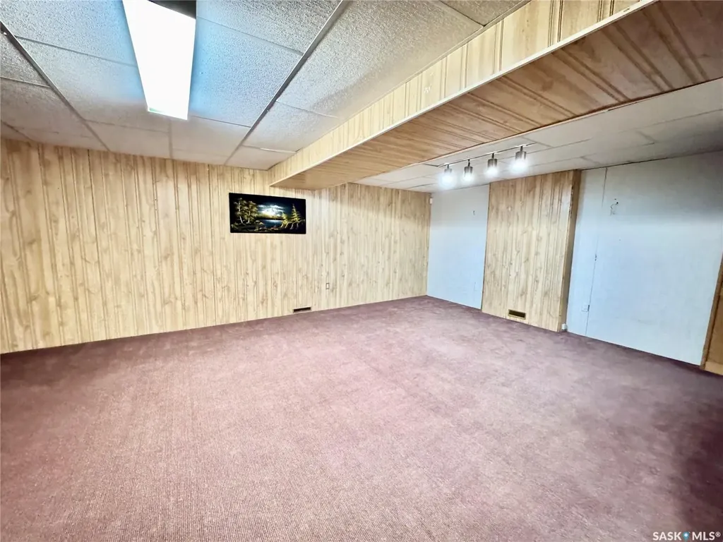 624 7th Street E Prince Albert SK S6V 0S8