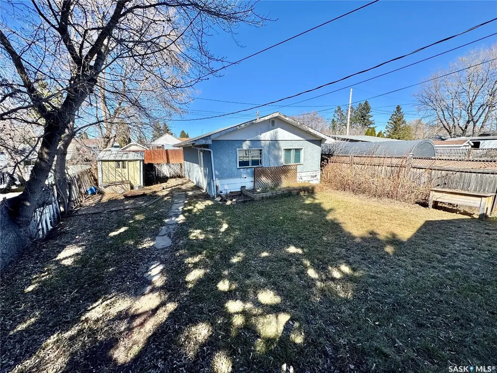624 7th Street E Prince Albert SK S6V 0S8