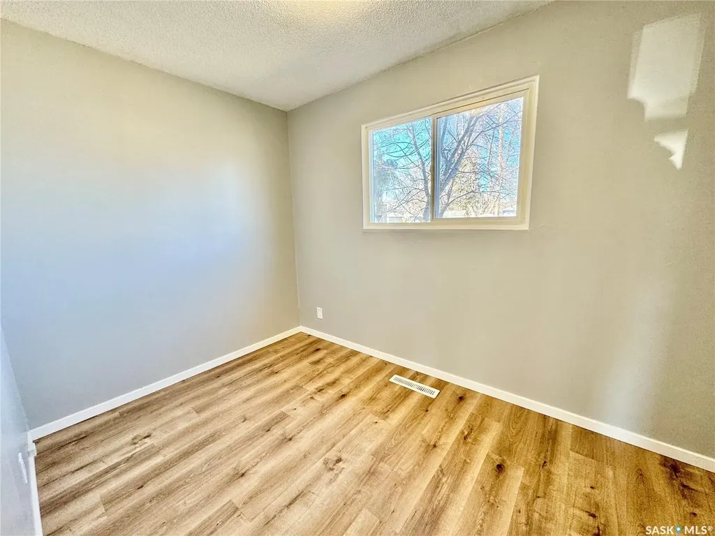 624 7th Street E Prince Albert SK S6V 0S8