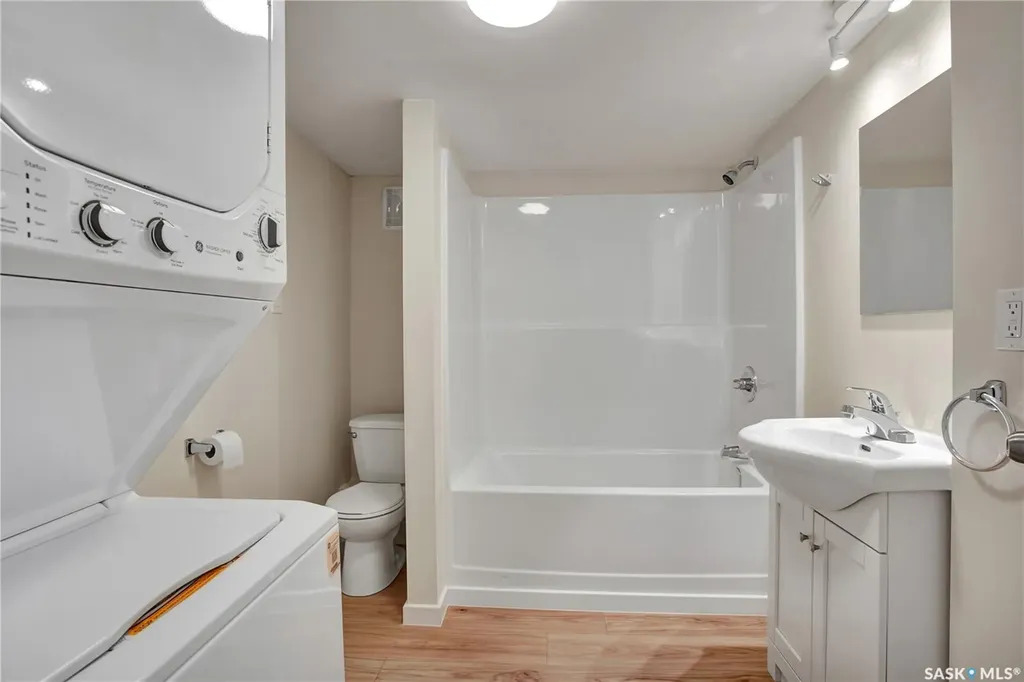 321 Dunlop Street Saskatoon SK S7N 2P7