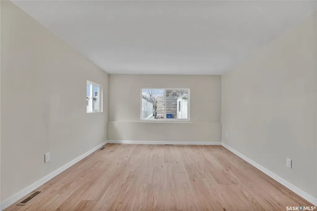 321 Dunlop Street Saskatoon SK S7N 2P7