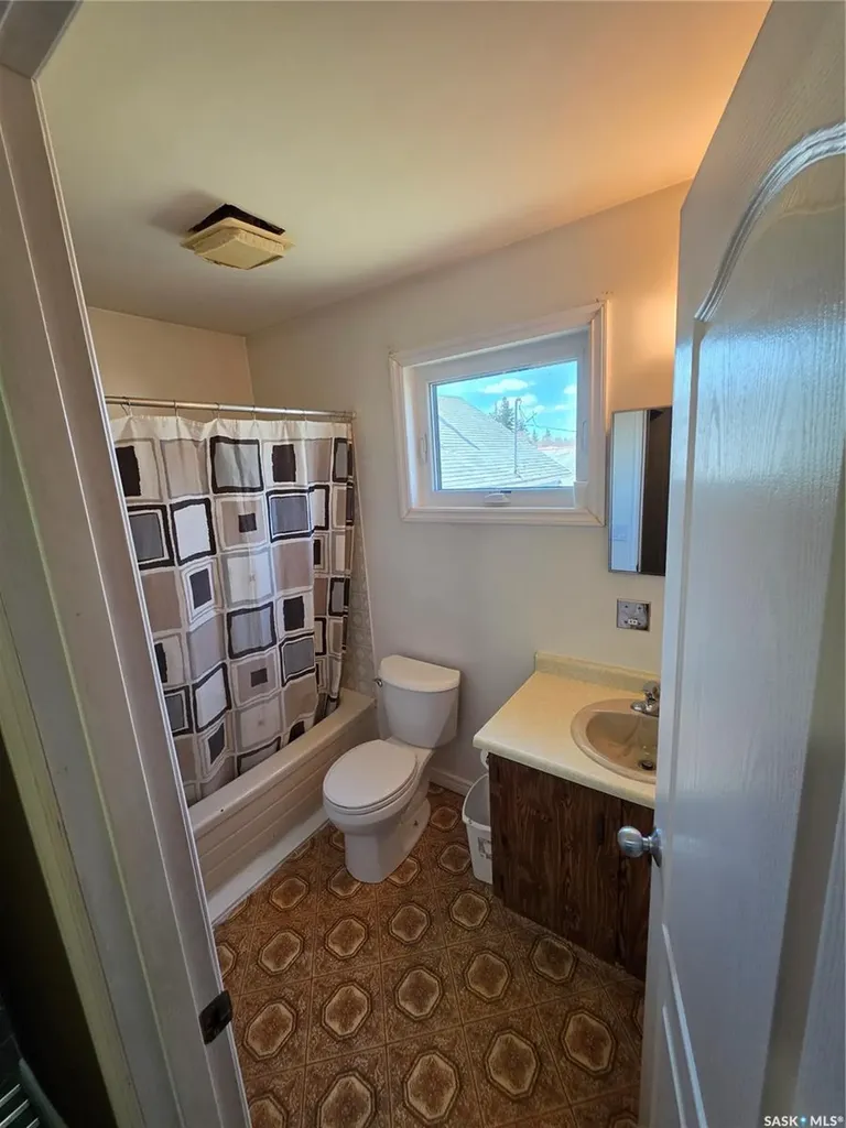 725 2nd Avenue Raymore SK S0A 3J0