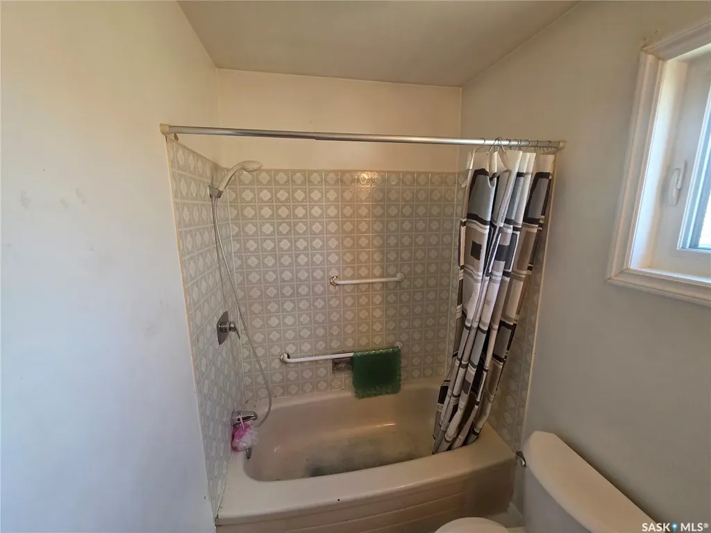 725 2nd Avenue Raymore SK S0A 3J0