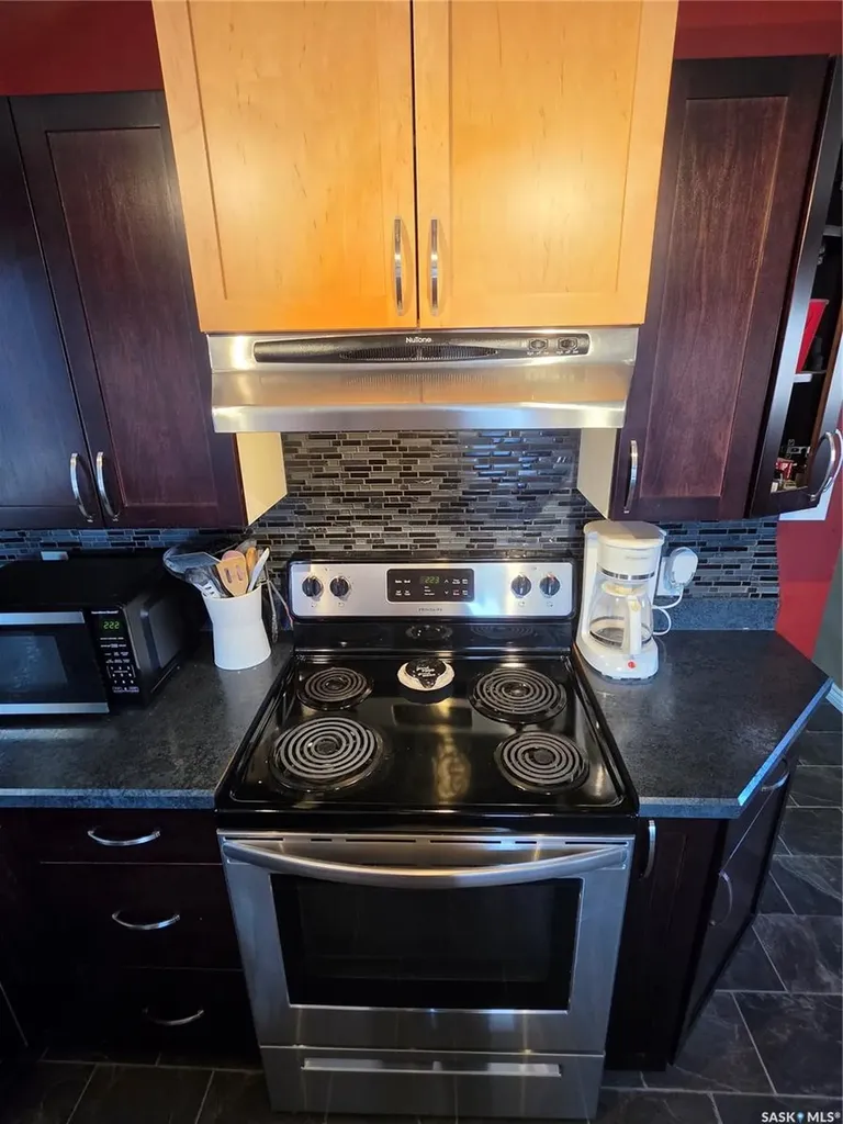 725 2nd Avenue Raymore SK S0A 3J0