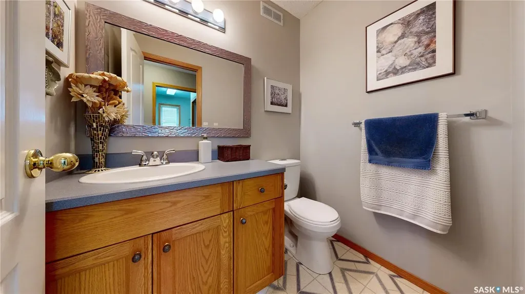 3254 Peyson Bay E Regina SK S4V 2W8