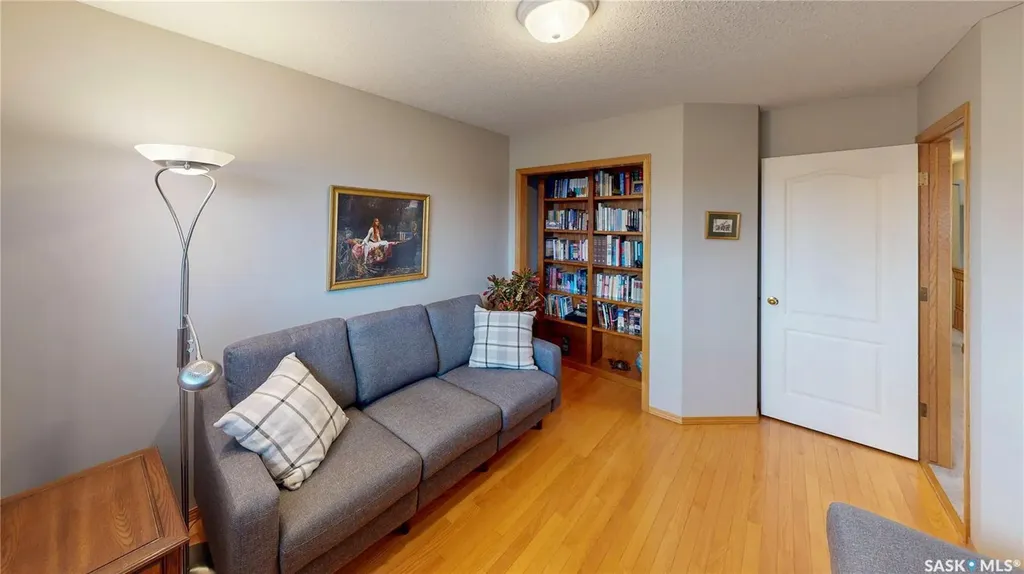 3254 Peyson Bay E Regina SK S4V 2W8