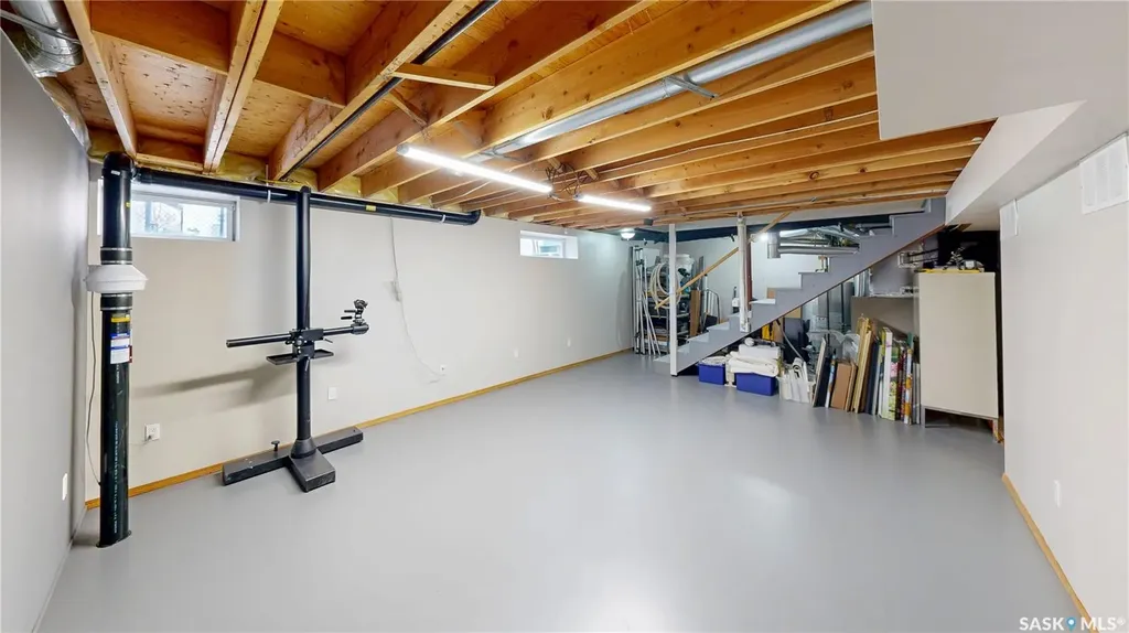3254 Peyson Bay E Regina SK S4V 2W8