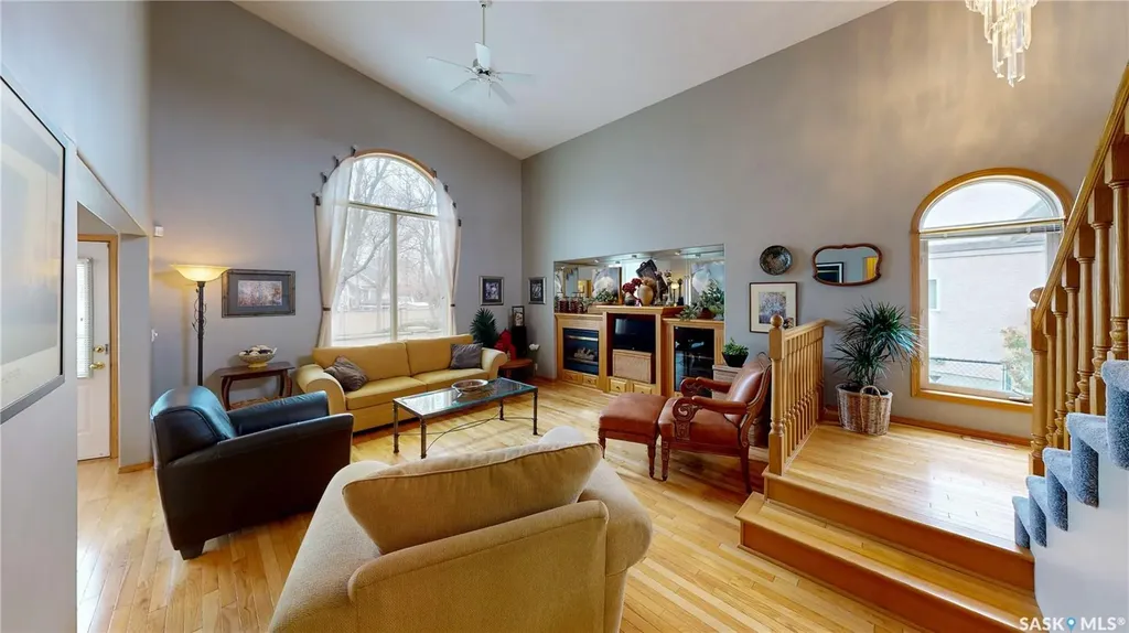 3254 Peyson Bay E Regina SK S4V 2W8