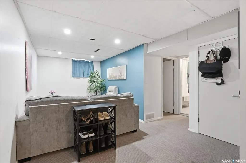1011 1st Street E Saskatoon SK V0R 1X2