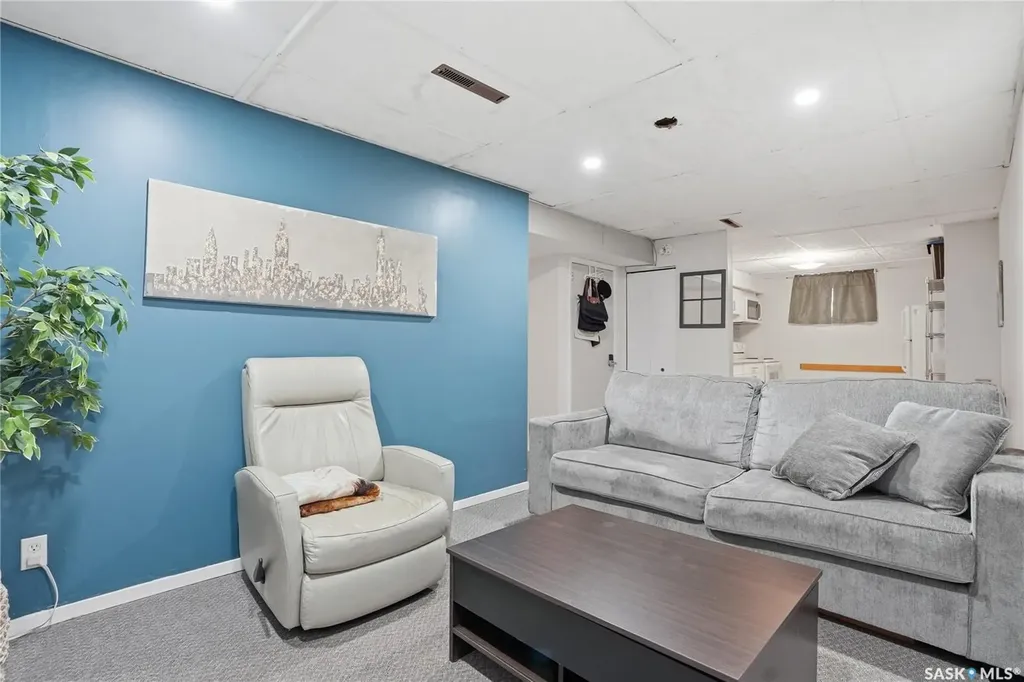 1011 1st Street E Saskatoon SK V0R 1X2