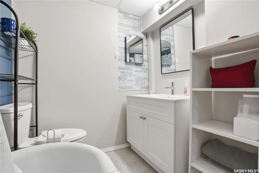 1011 1st Street E Saskatoon SK V0R 1X2