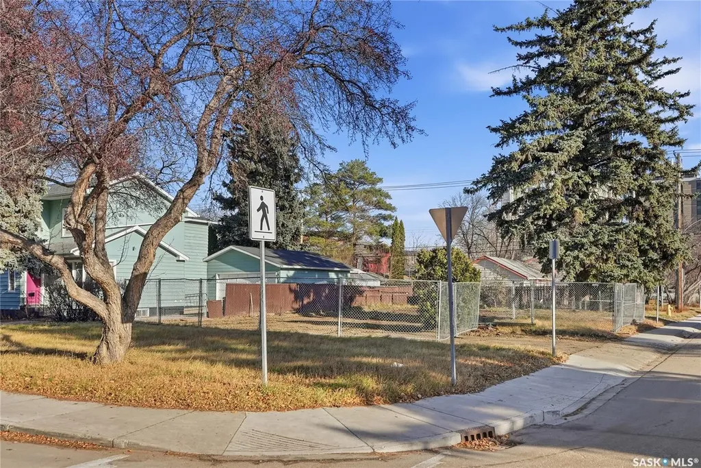 1401 Colony Street Saskatoon SK S7N 0S8