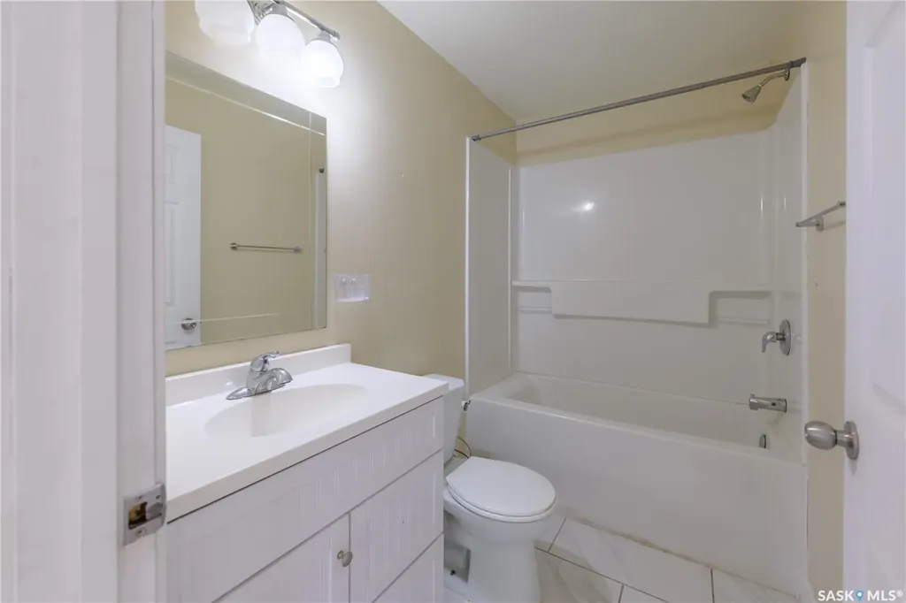 5549 Waterer Road Regina SK S4W 0N2