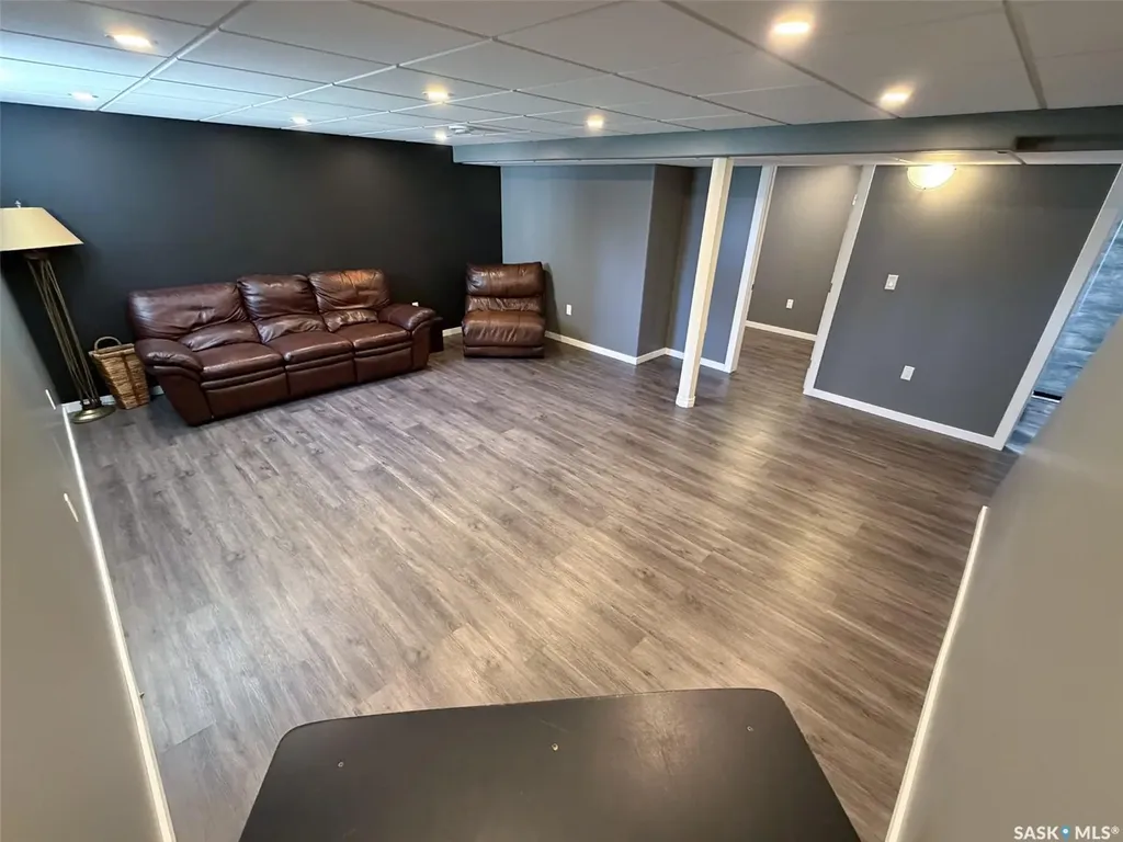 420 1st Street W Shaunavon SK S0N 2M0