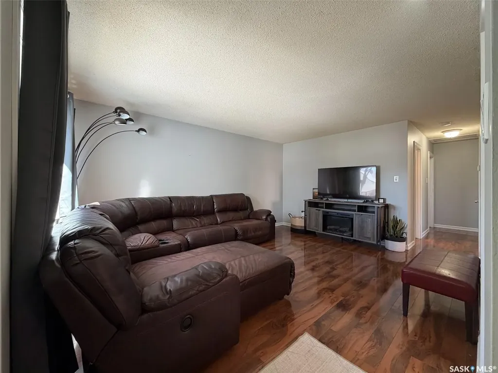 420 1st Street W Shaunavon SK S0N 2M0
