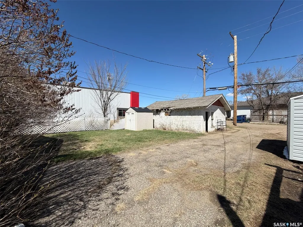 420 1st Street W Shaunavon SK S0N 2M0