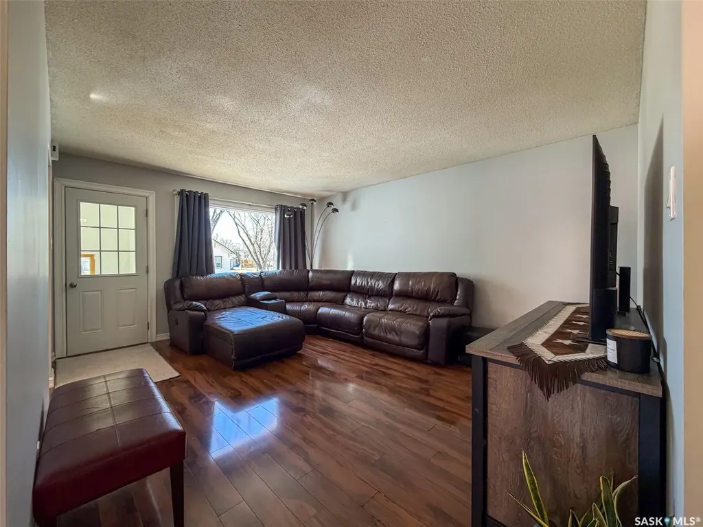 420 1st Street W Shaunavon SK S0N 2M0