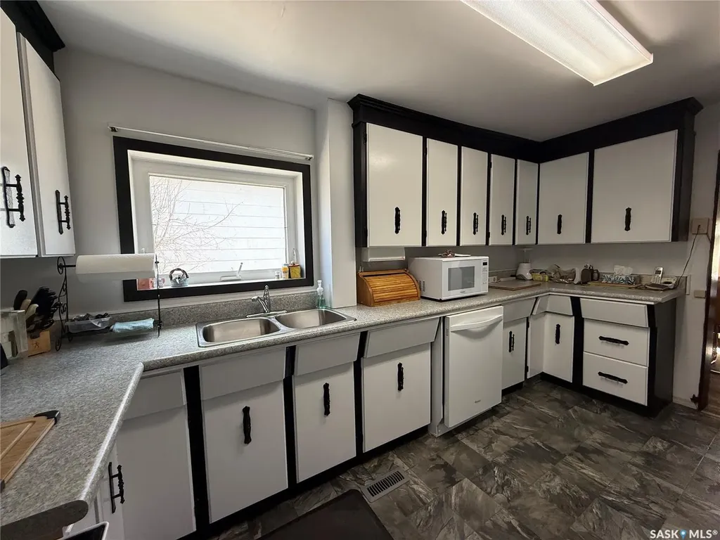 117 3rd Avenue NW Watson SK S0K 4V0