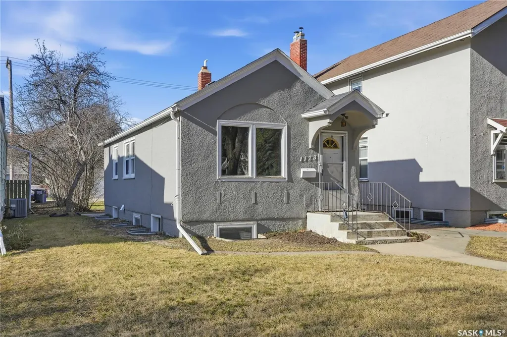 1123 Temperance Street Saskatoon SK S7N 0N7