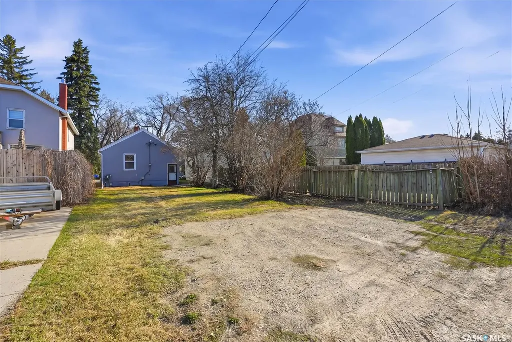 1123 Temperance Street Saskatoon SK S7N 0N7