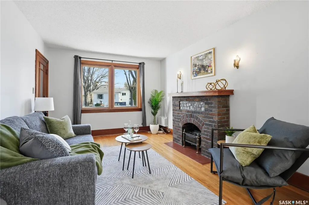 1123 Temperance Street Saskatoon SK S7N 0N7
