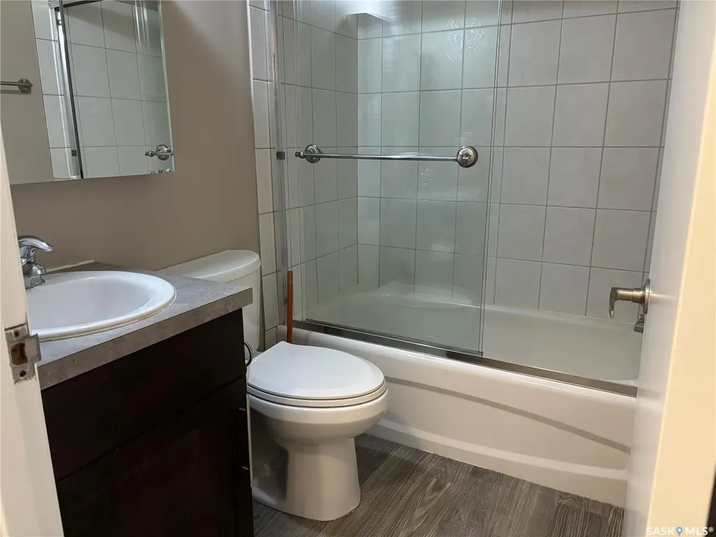 2301 7th Street E Saskatoon SK S7H 1A2