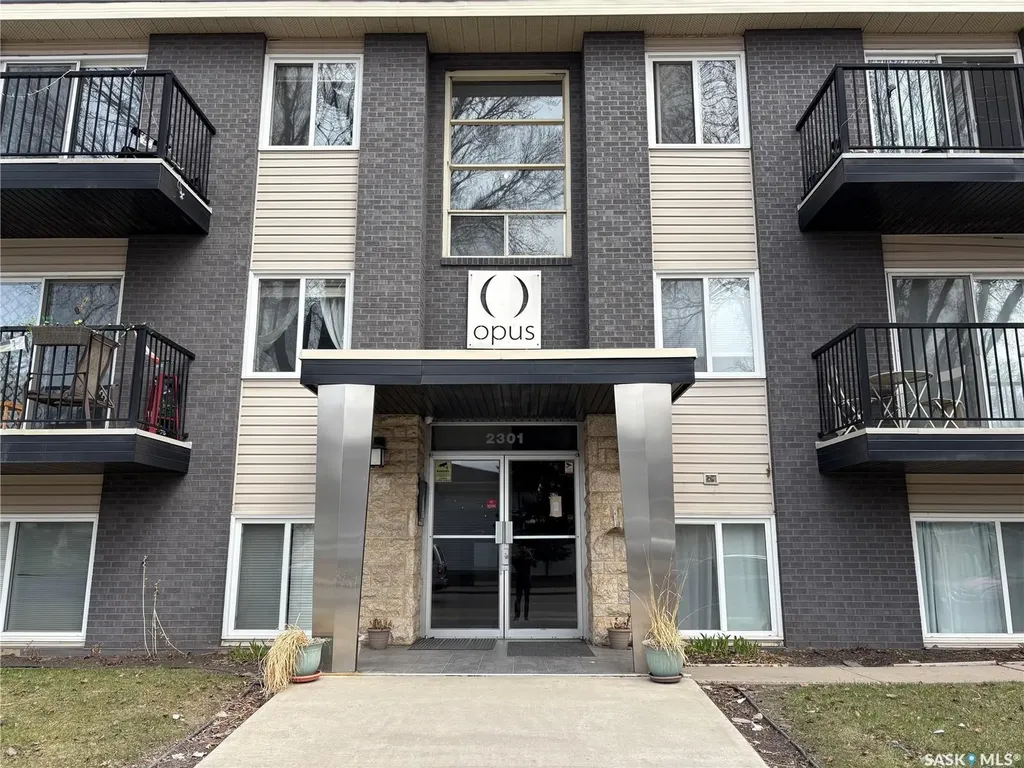 2301 7th Street E Saskatoon SK S7H 1A2