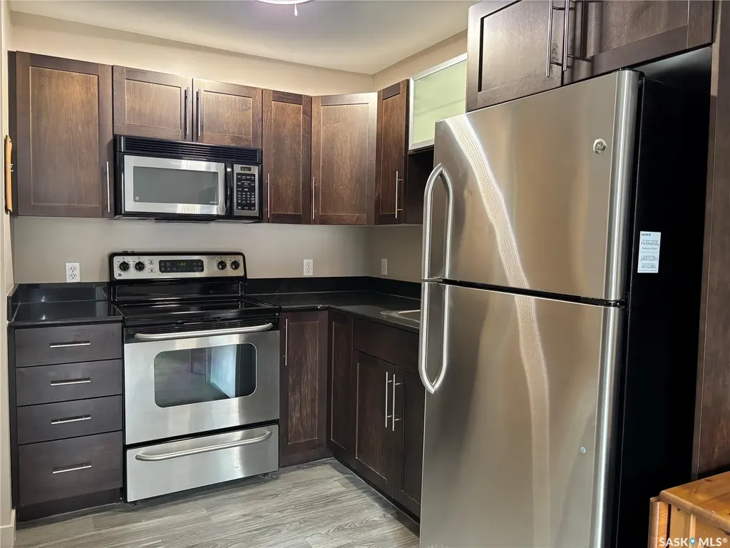 2301 7th Street E Saskatoon SK S7H 1A2