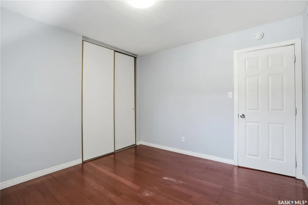 208 Saskatchewan Crescent E Saskatoon SK S7N 0K6