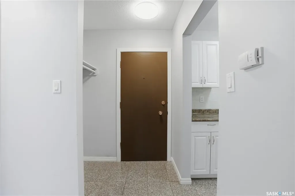 208 Saskatchewan Crescent E Saskatoon SK S7N 0K6
