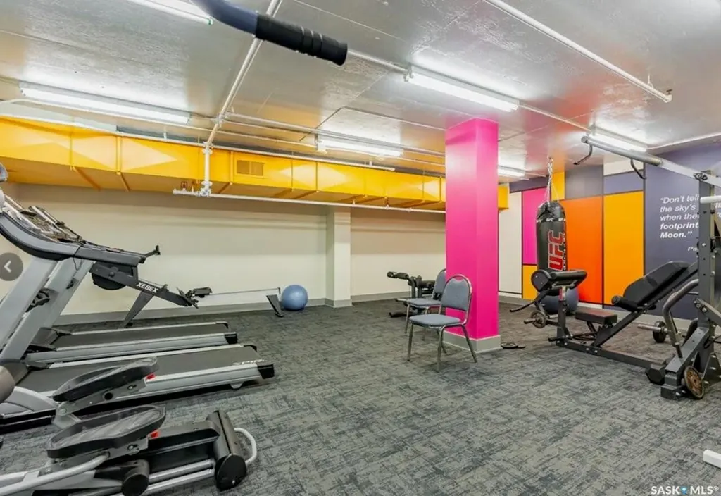 320 5th Avenue N Saskatoon SK S7K 2P5
