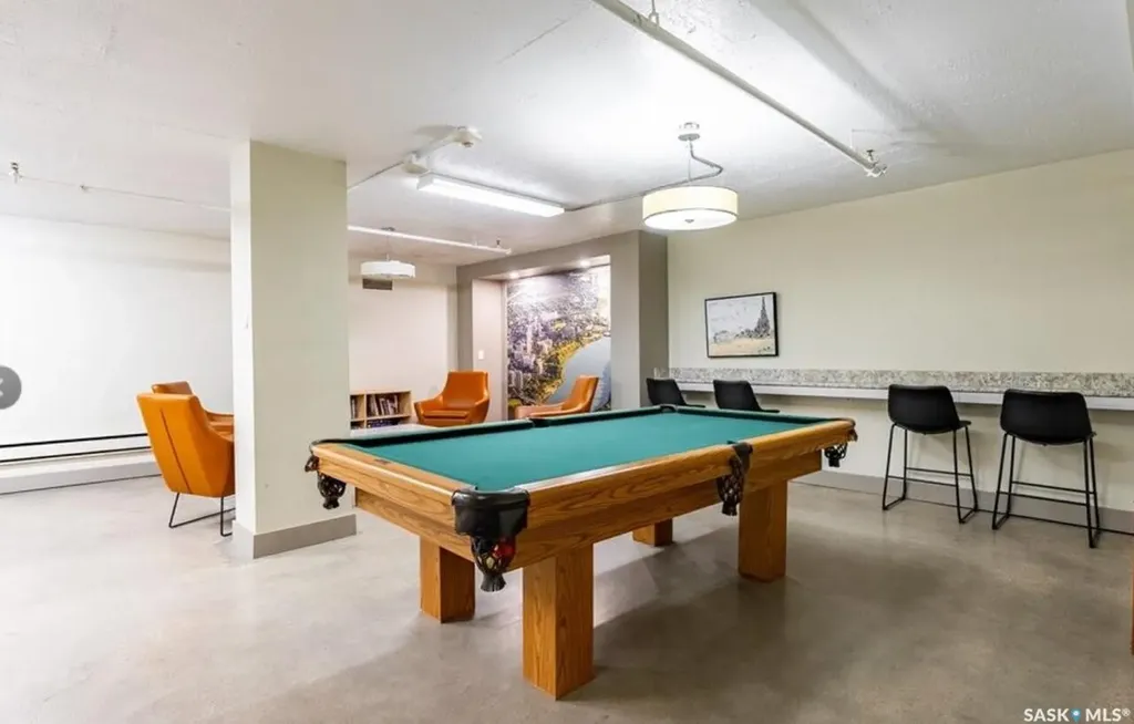 320 5th Avenue N Saskatoon SK S7K 2P5